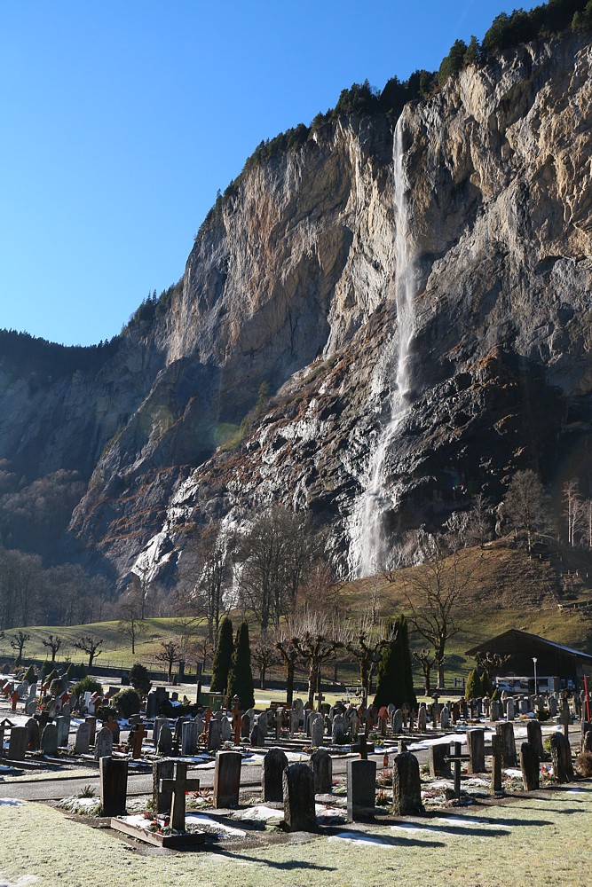 Wodospad Staubbachfall w Lauterbrunnen
Szwajcaria 2015
Słowa kluczowe: niebieski,woda,góry