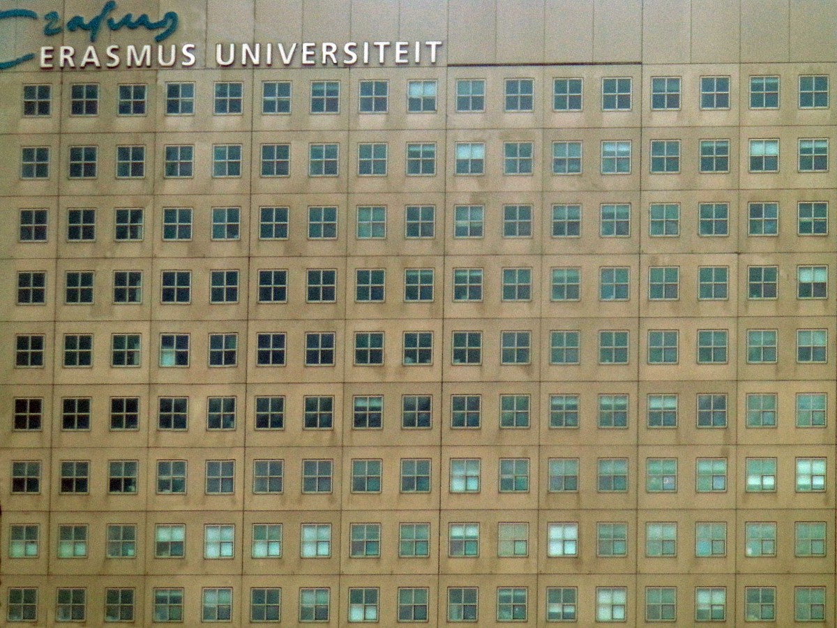 Erasmus University
Rotterdam
Holandia 2015
