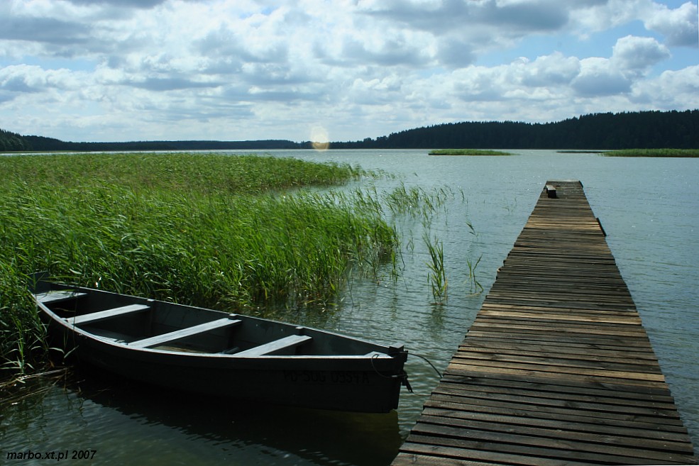 Suwalszczyzna 2007
Jezioro Miałkie, miejscowość Gremzdówka
Słowa kluczowe: woda,łódź