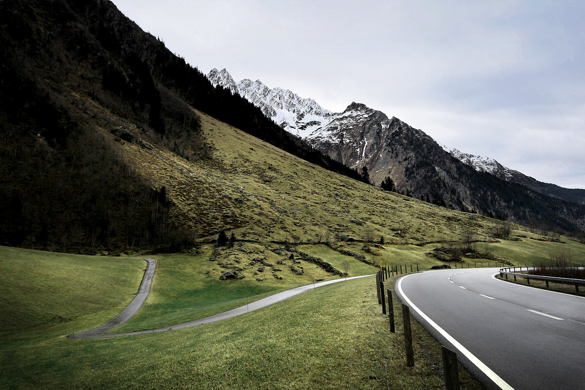 Surowe alpejskie krajobrazy
Guttannen, Szwajcaria 2016
Słowa kluczowe: góry